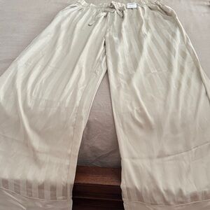 Abercrombie & Fitch Elegant Cream Wide-Leg Pajama Pants